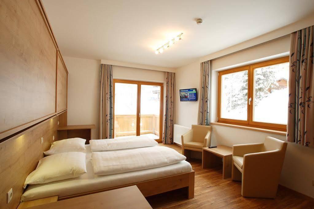 Familien & Wohlfuhlhotel Johanneshof Зальбах-Хинтерглемм Экстерьер фото